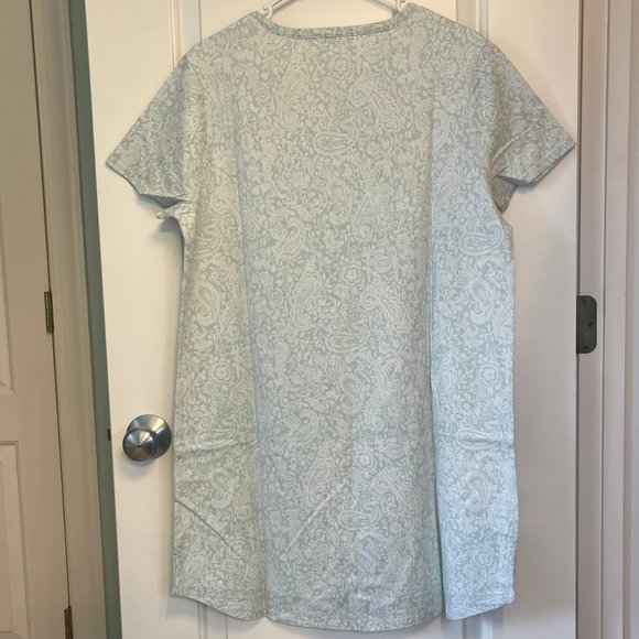 NWT VERA BRADLEY Short Sleeved Night Dress/Gown/Shirt Size Large Relaxed Fit - Picture 2 of 3